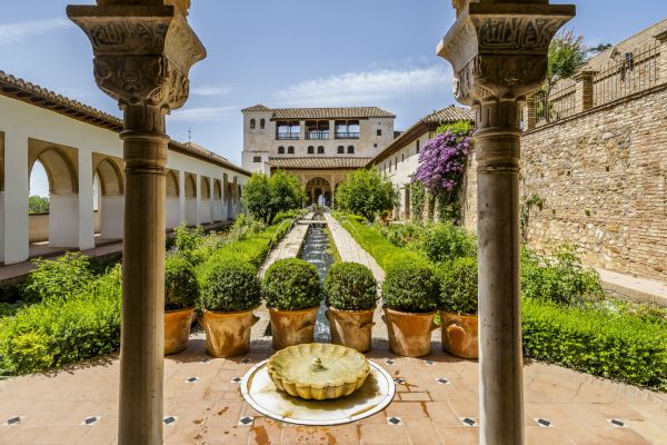 Cost of Courtyard Construction Service in Truckee